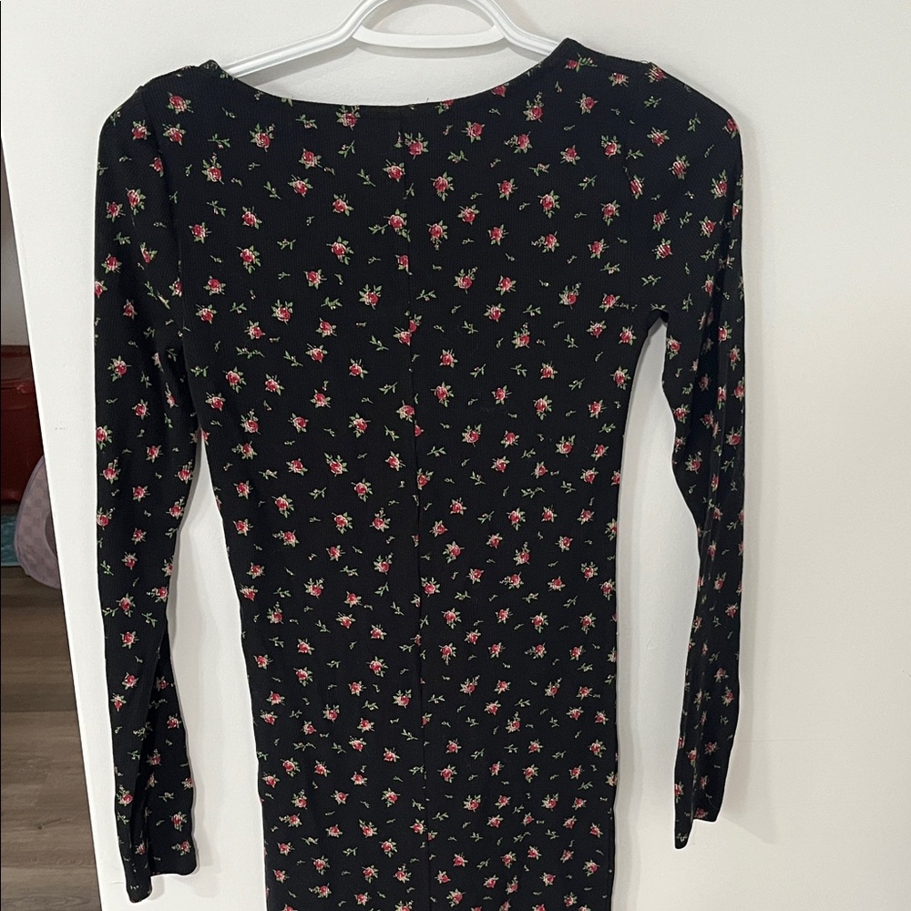 Black Floral Long-Sleeve Midi Dress